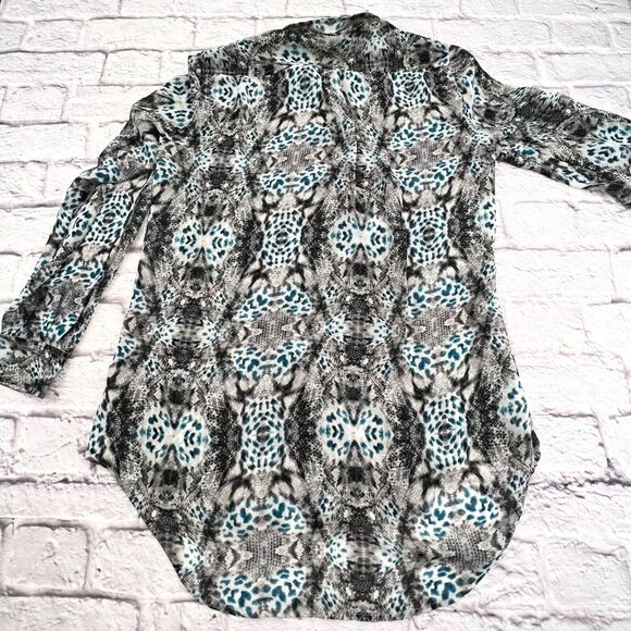 Two by Vince Camuto‎ Women Blouse Small Animal Print Button Front Long Sleeve - Picture 7 of 7